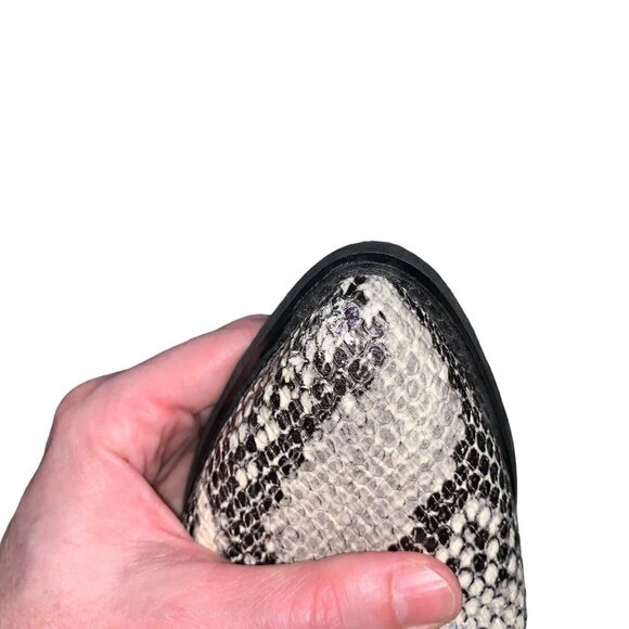 Blondo Women's Size 7.5 Waterproof Noa Ankle Bootie Leather Black Snake Print - Picture 7 of 8